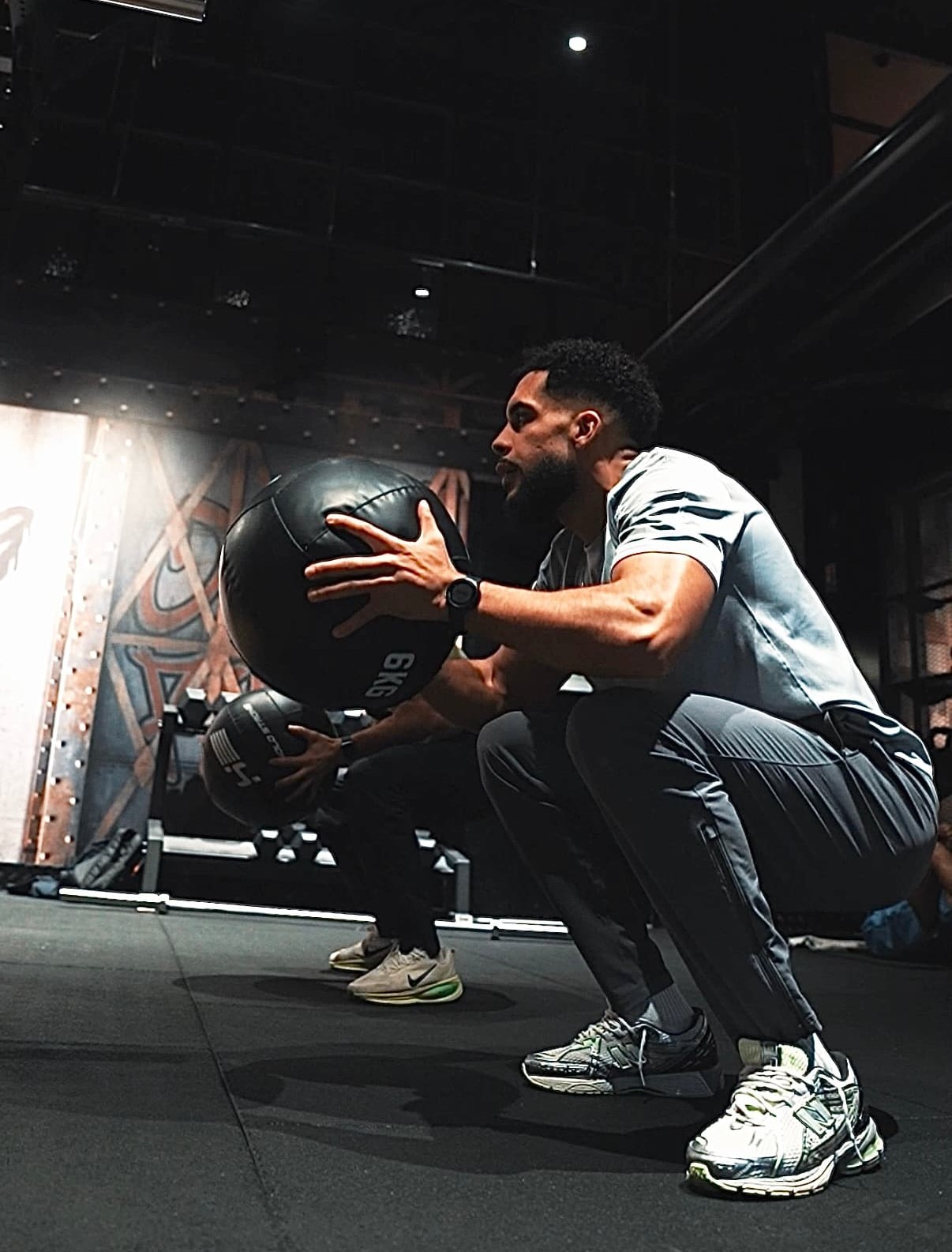 Maxime Fleury en entraînement avec un medicine ball