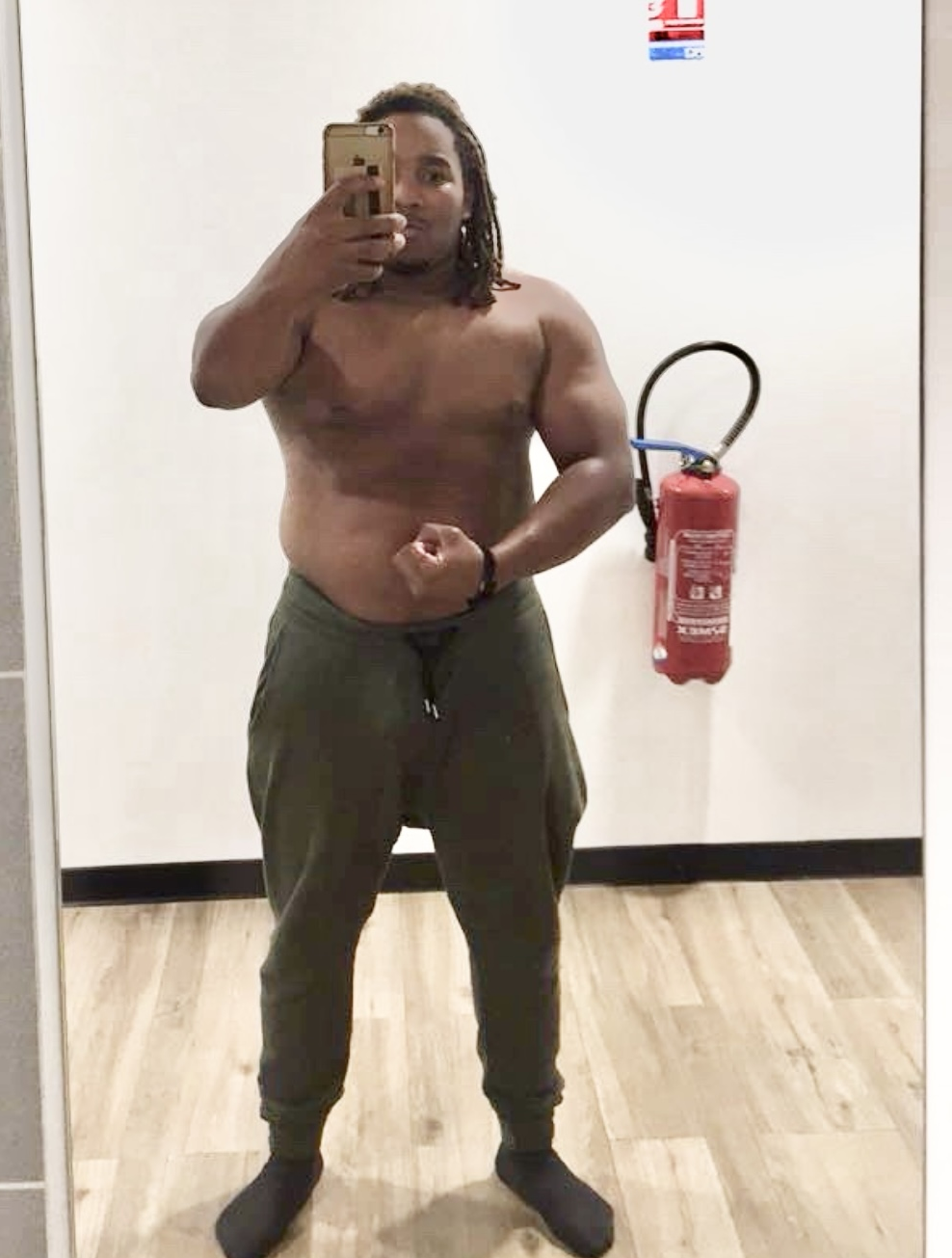 Photo avant d'une transformation orientée perte de poids et préparation Hyrox